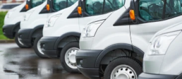 6. Własny transport. Pewna dostawa nawet do 400 cm.